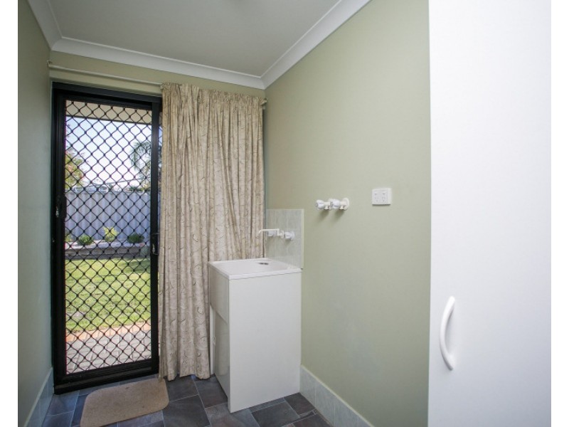 3 Napa Court, Caversham WA 6055