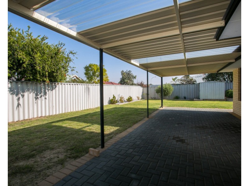3 Napa Court, Caversham WA 6055