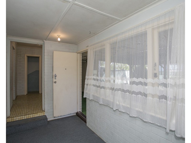 4 Norbury Way, Langford WA 6147