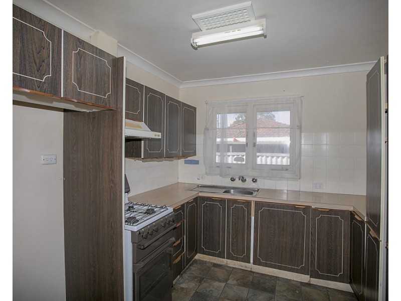 4 Norbury Way, Langford WA 6147