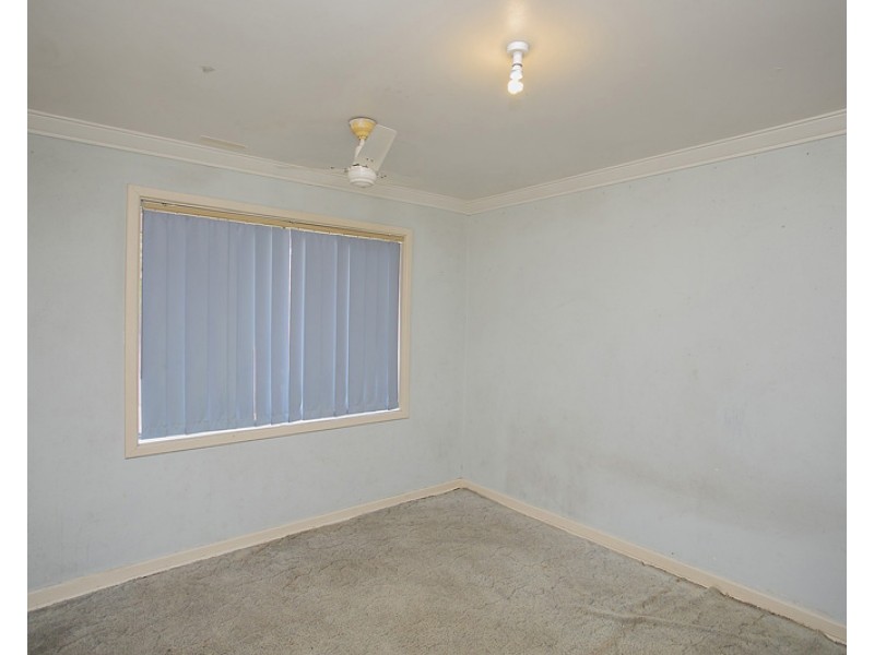 4 Norbury Way, Langford WA 6147