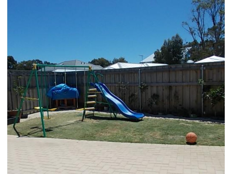 17 Cave Loop, Yanchep WA 6035