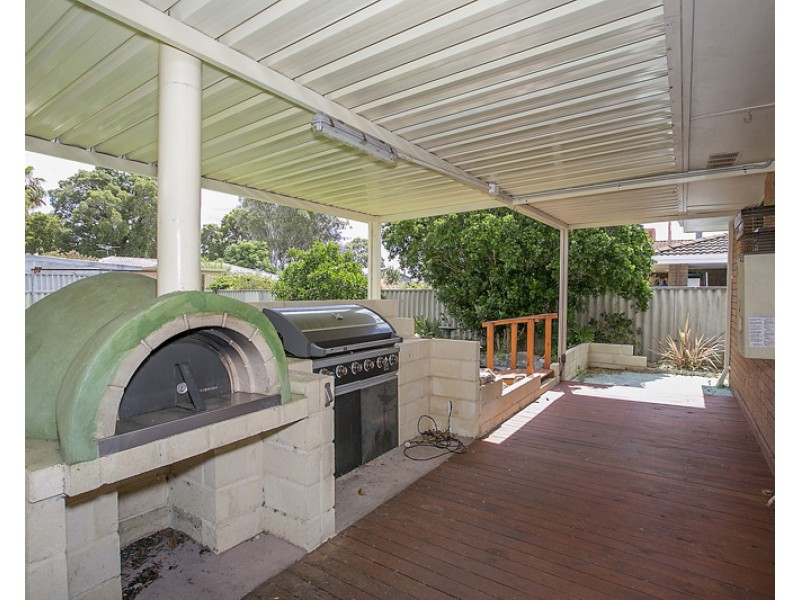 90 Dale Road, Armadale WA 6112