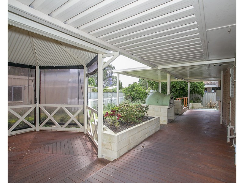 90 Dale Road, Armadale WA 6112