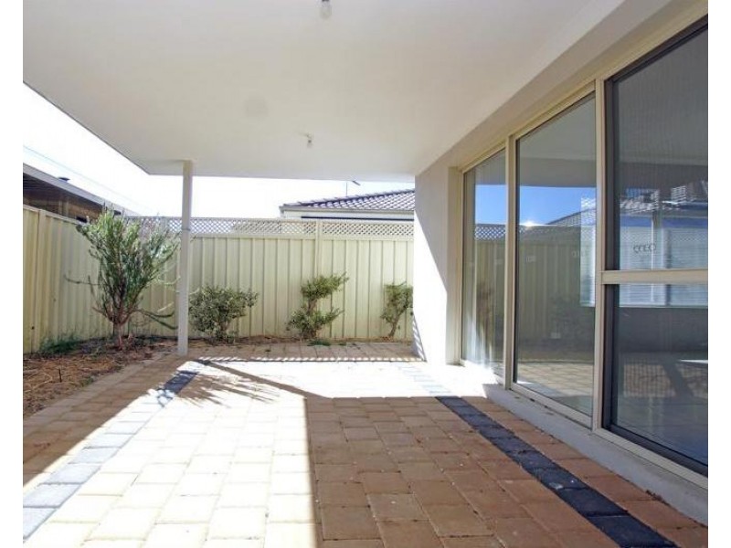 19 Landsdale Road, Darch WA 6065