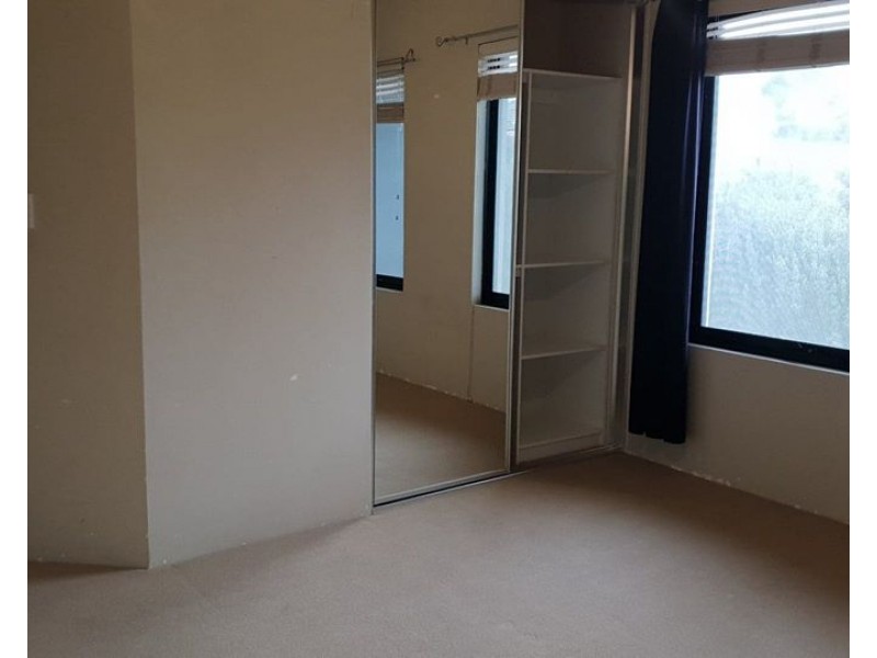 15 Hersey Parkway, Landsdale WA 6065