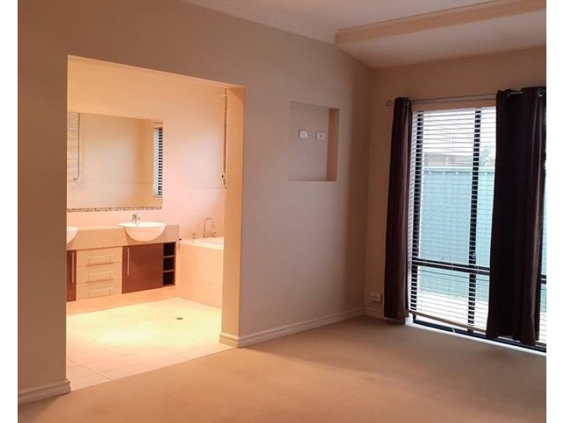 15 Hersey Parkway, Landsdale WA 6065