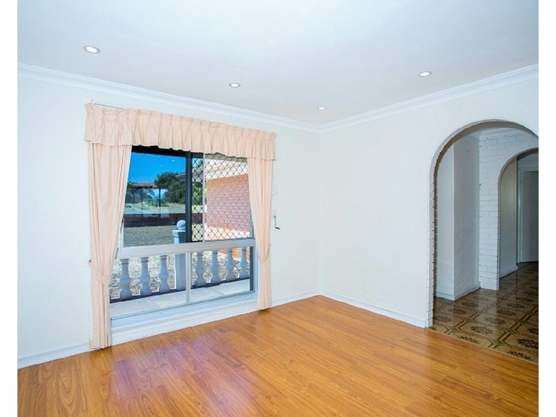 3 Gloves Place, Beechboro WA 6063