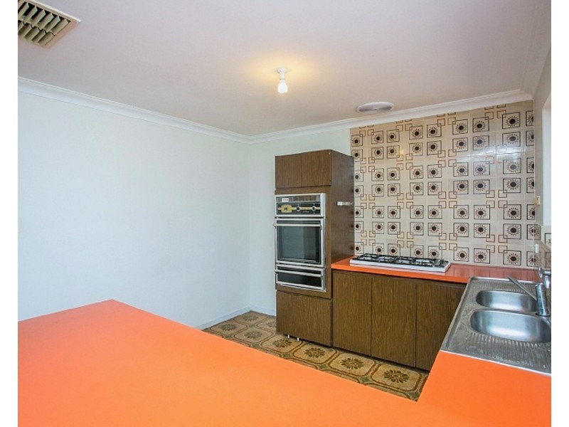 3 Gloves Place, Beechboro WA 6063