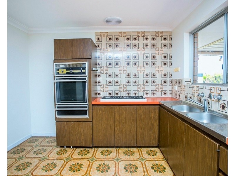 3 Gloves Place, Beechboro WA 6063