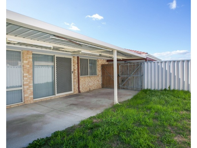 72 Coonawarra Drive, Caversham WA 6055
