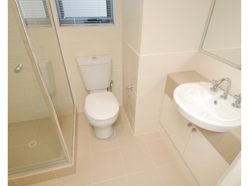 1/2 Lilacdale Road, Innaloo WA 6018