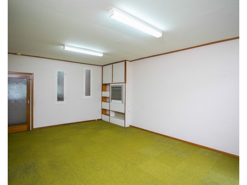 13 Davidson Road, Attadale WA 6156