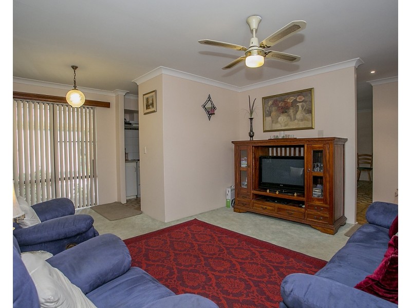 63 Maguire Avenue, Beechboro WA 6063
