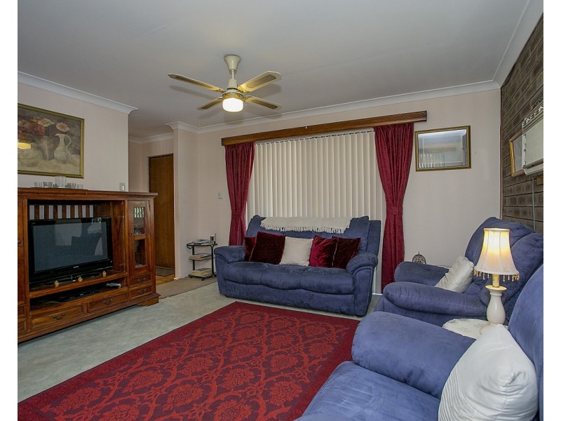 63 Maguire Avenue, Beechboro WA 6063