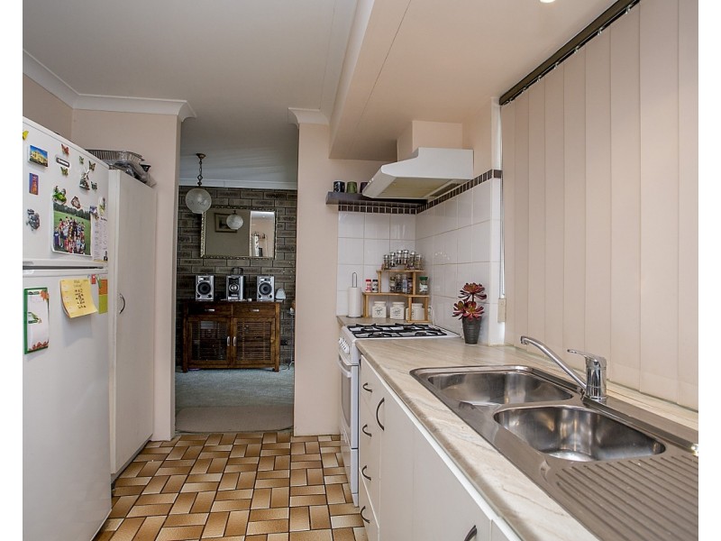 63 Maguire Avenue, Beechboro WA 6063