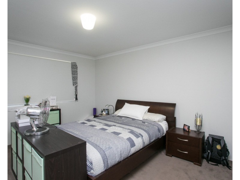 4 Topsham Way, Caversham WA 6055