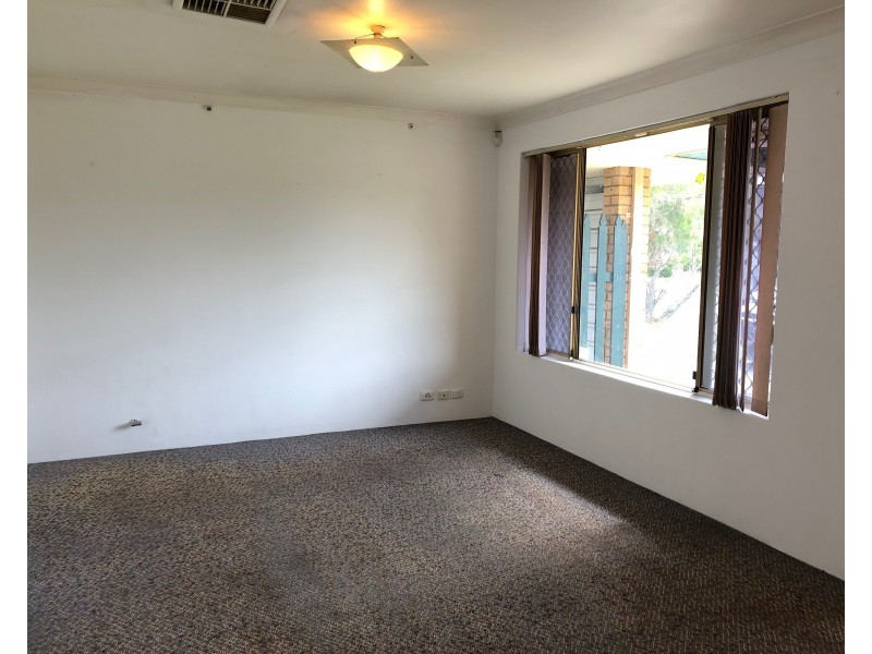 21 Tiber Avenue, Beechboro WA 6063