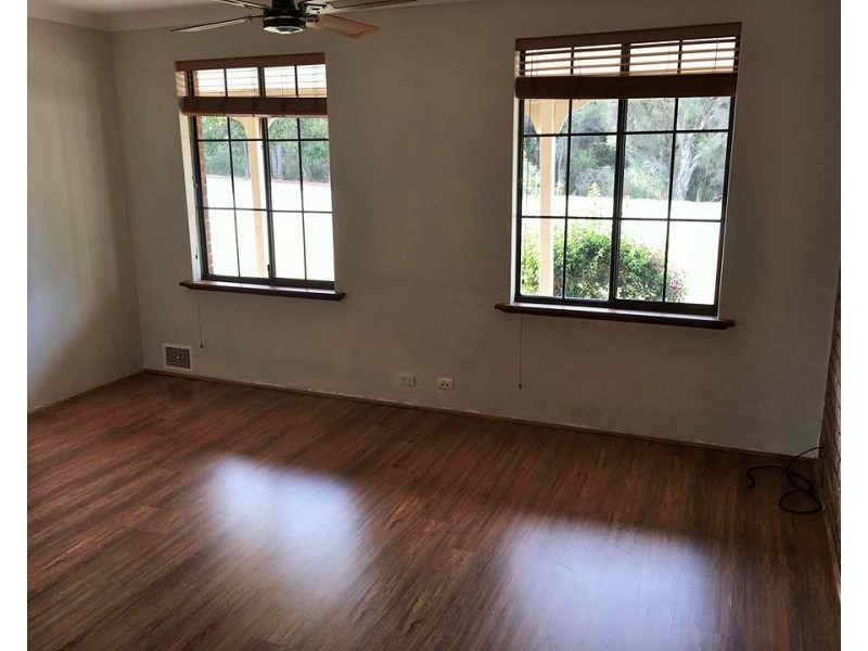 26 Meechin Way, Beechboro WA 6063