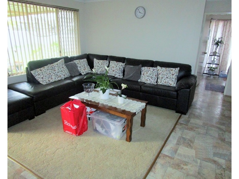 10 Welland Way, Beechboro WA 6063