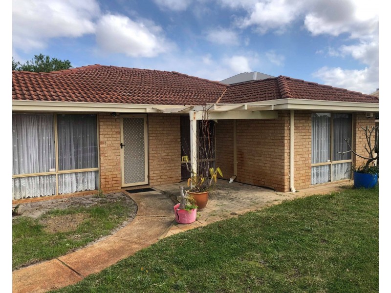 10 Cocos Grove, Kiara WA 6054