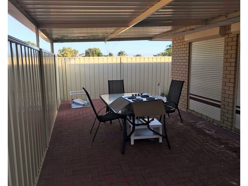 4 Lune Close, Beechboro WA 6063