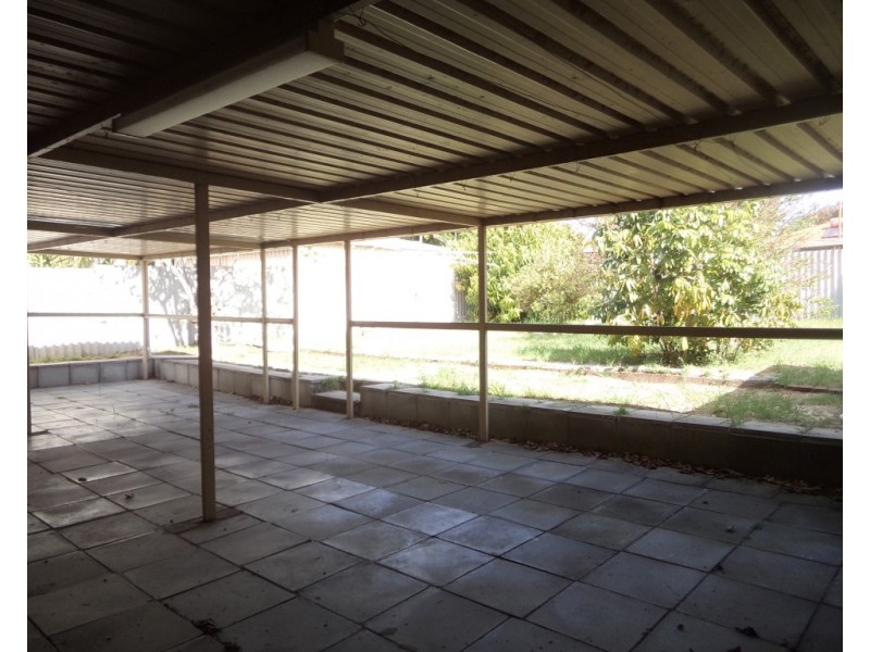 210 Marangaroo Drive, Girrawheen WA 6064