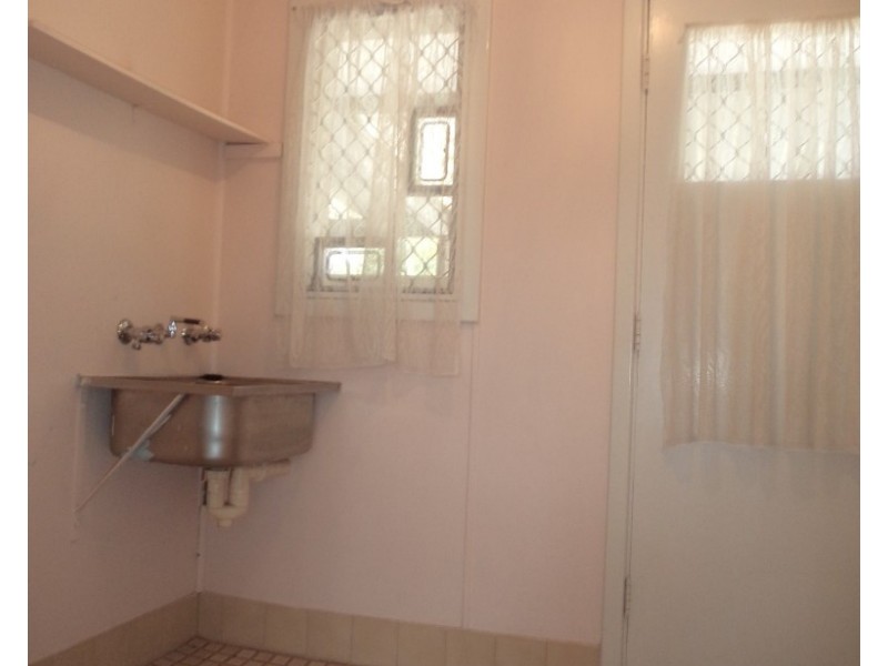 38 Wingrove Road, Langford WA 6147