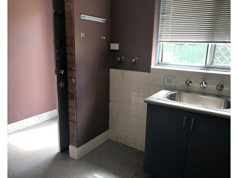 13 Caladenia Way, Koongamia WA 6056