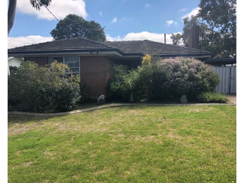 13 Caladenia Way, Koongamia WA 6056