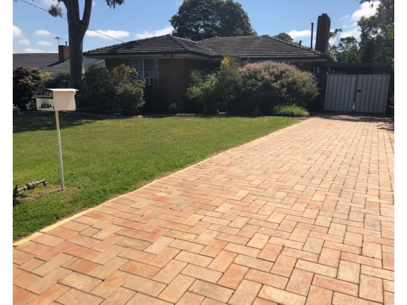 13 Caladenia Way, Koongamia WA 6056