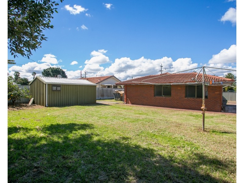 71 Weddall Road, Lockridge WA 6054