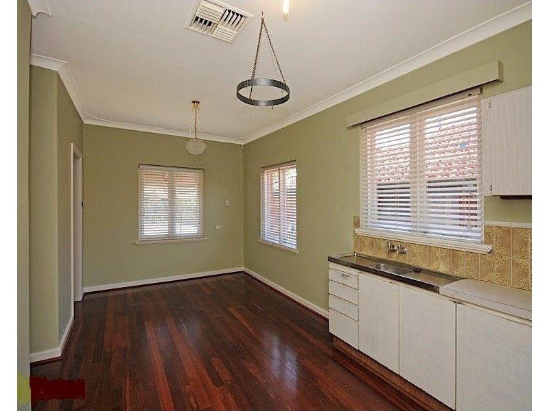 5 Mcglew Street, Eden Hill WA 6054