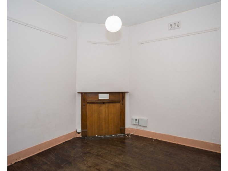 43 Lichfield St, Victoria Park WA 6100