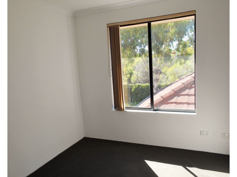 24/20 Gochean Avenue, Bentley WA 6102