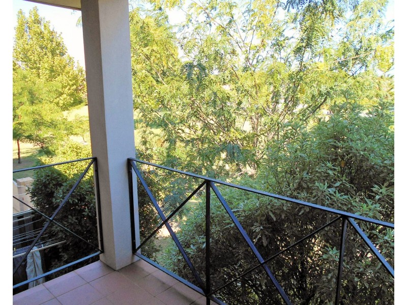 24/20 Gochean Avenue, Bentley WA 6102