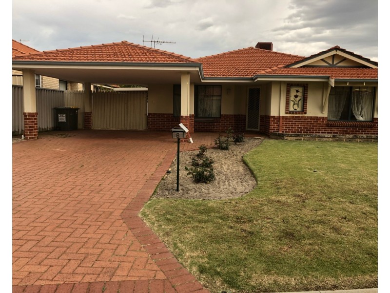 6 Deerina Green, Alexander Heights WA 6064