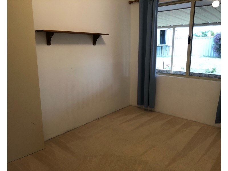 6 Deerina Green, Alexander Heights WA 6064