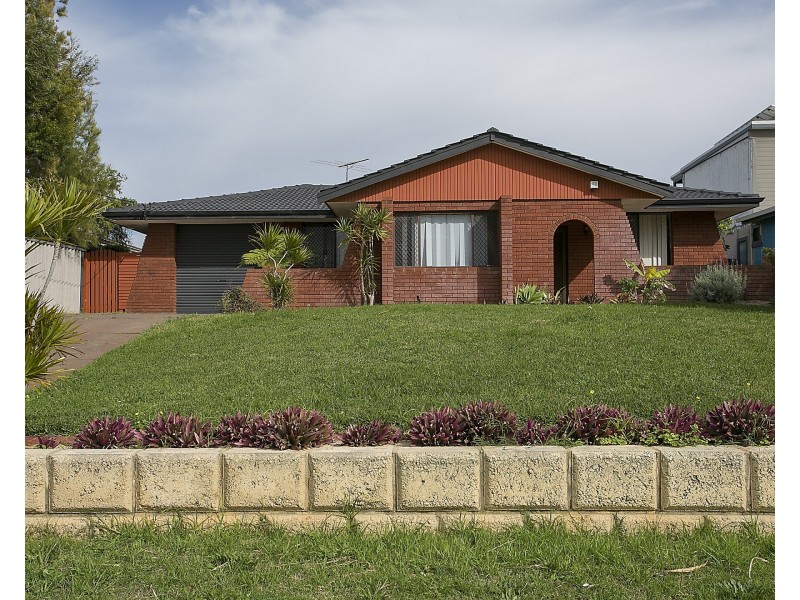 15 Ledger Street, Warnbro WA 6169