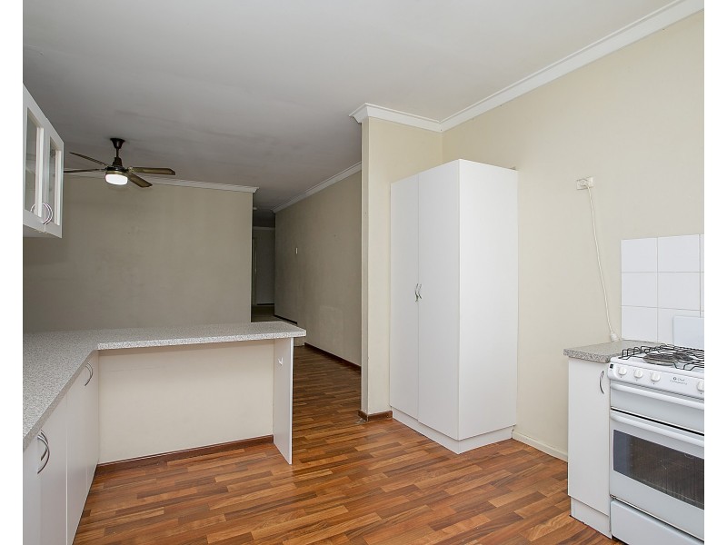 15 Ledger Street, Warnbro WA 6169