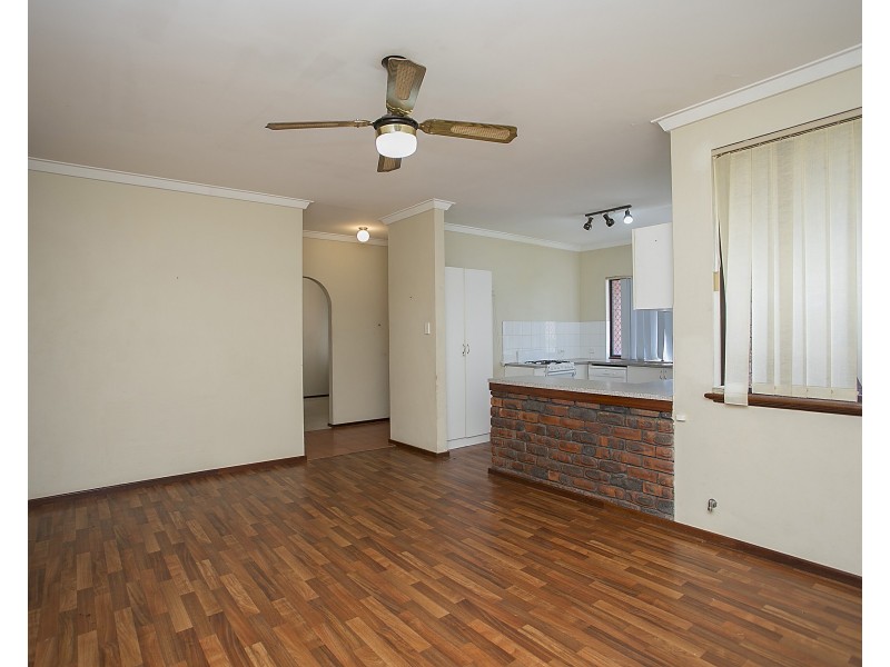 15 Ledger Street, Warnbro WA 6169