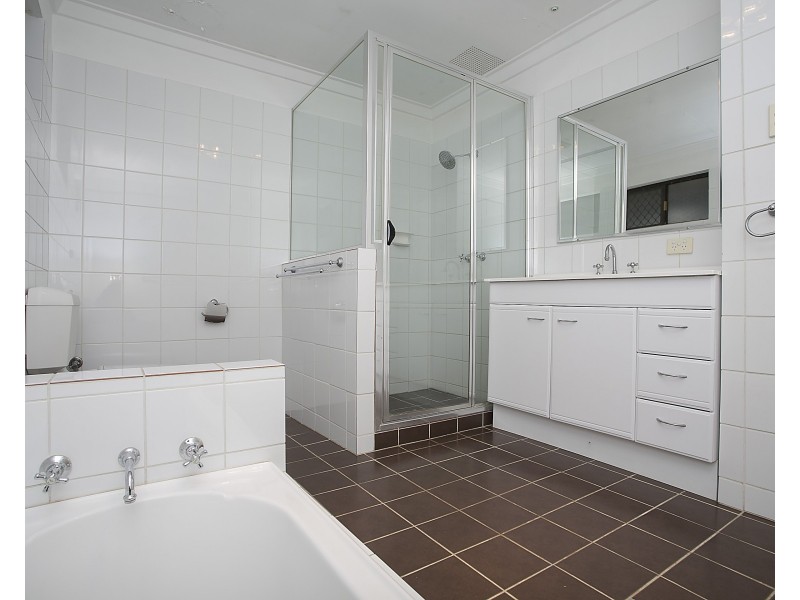 15 Ledger Street, Warnbro WA 6169