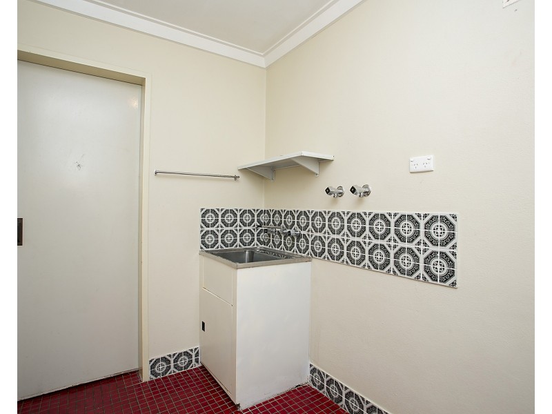 15 Ledger Street, Warnbro WA 6169