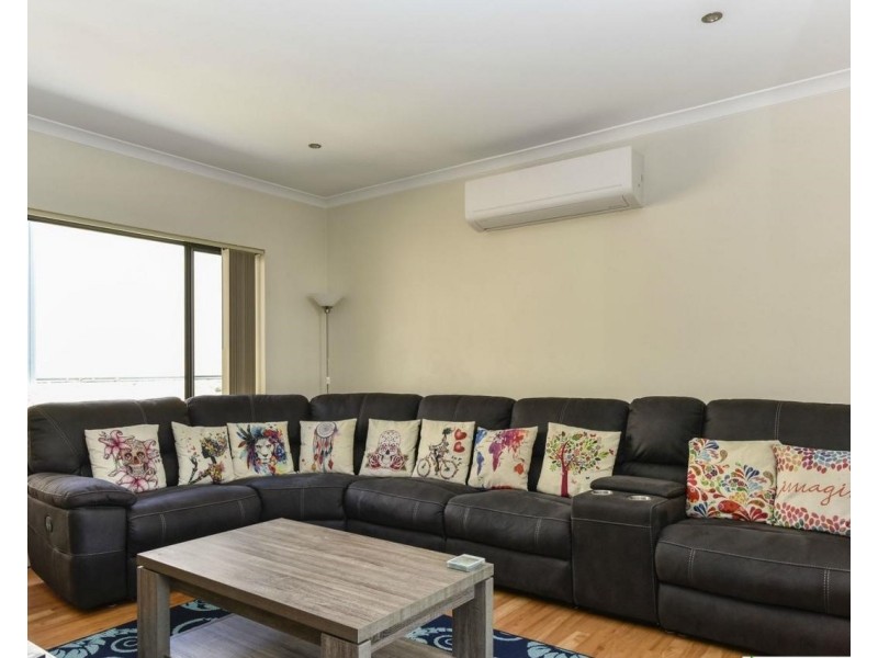 5 Melbourne Loop, Clarkson WA 6030