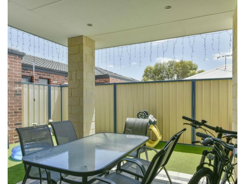 5 Melbourne Loop, Clarkson WA 6030