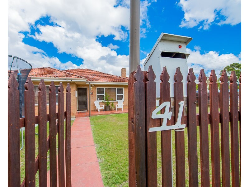 41 Maurice Street, Embleton WA 6062