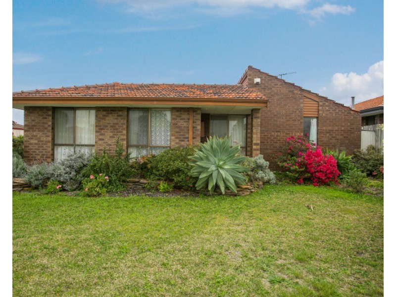 26 Clarke Street, East Cannington WA 6107
