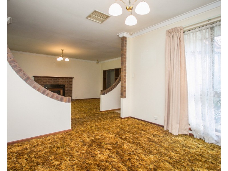 26 Clarke Street, East Cannington WA 6107