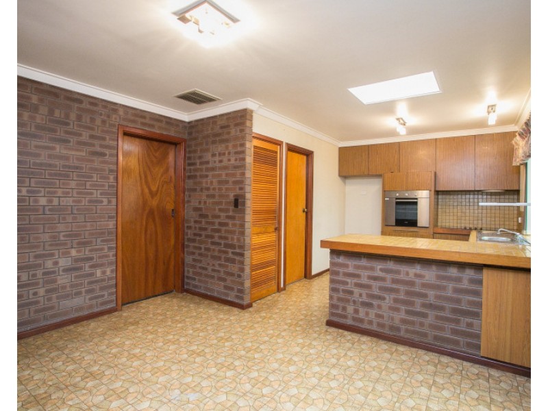 26 Clarke Street, East Cannington WA 6107