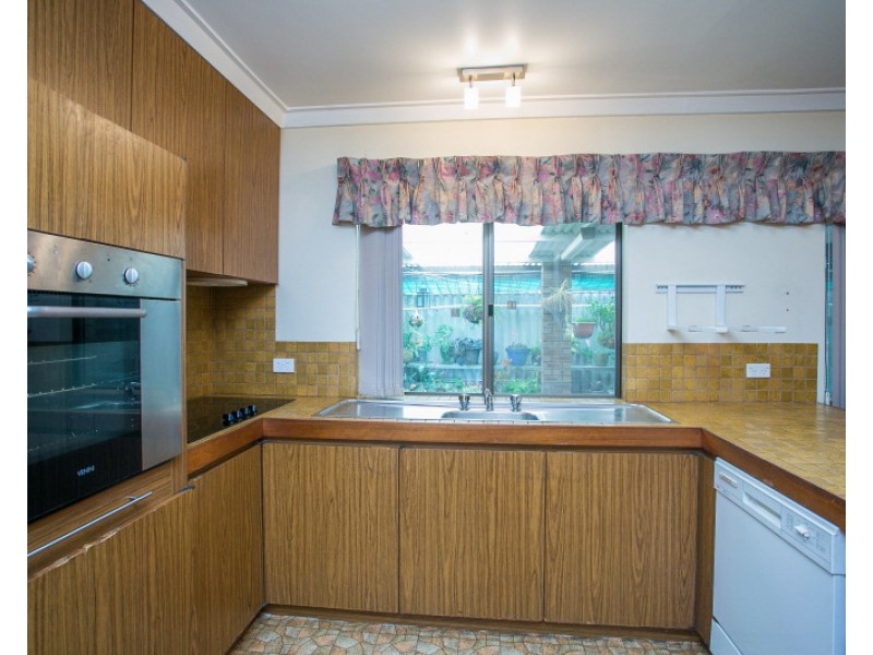 26 Clarke Street, East Cannington WA 6107